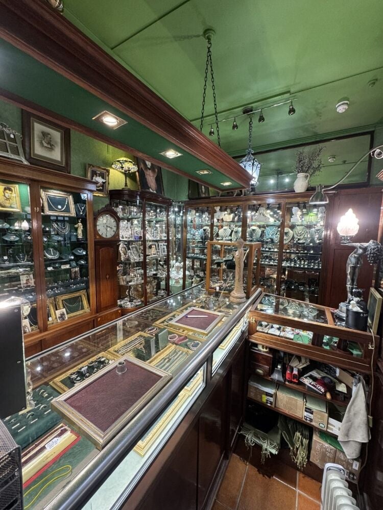 Inverness’s Oldest Jewellers – Historic City Centre Institution with Prime Position
