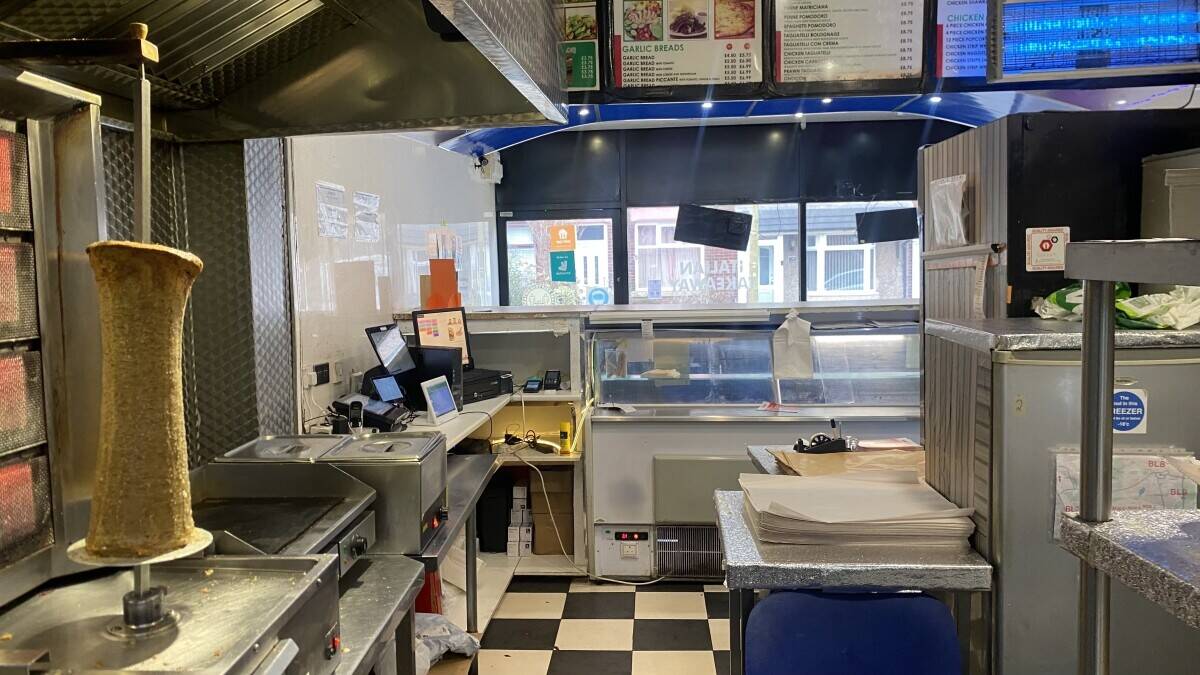 Italian Takeaway for Sale in Radcliffe  Photo 8