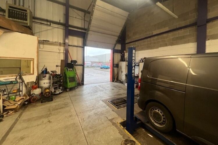 Established MOT Garage - Mid Glamorgan