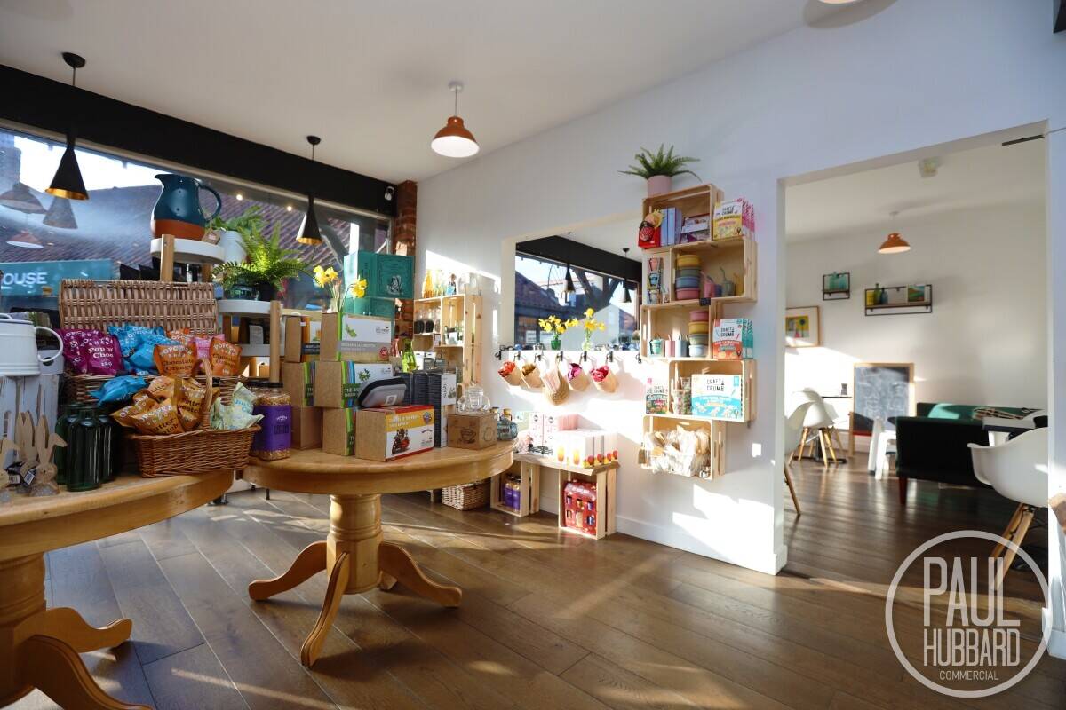 Established cafe, located in affluent North Norfolk market town. Holt, Norfolk. Photo 8