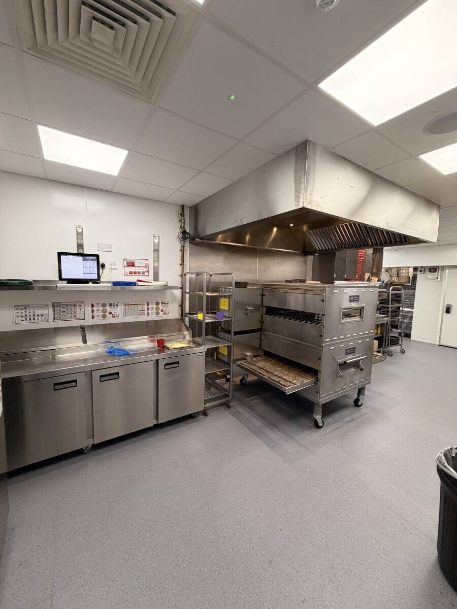 Established Pizza Hut Lease for sale in Hillington, Glasgow Photo 8
