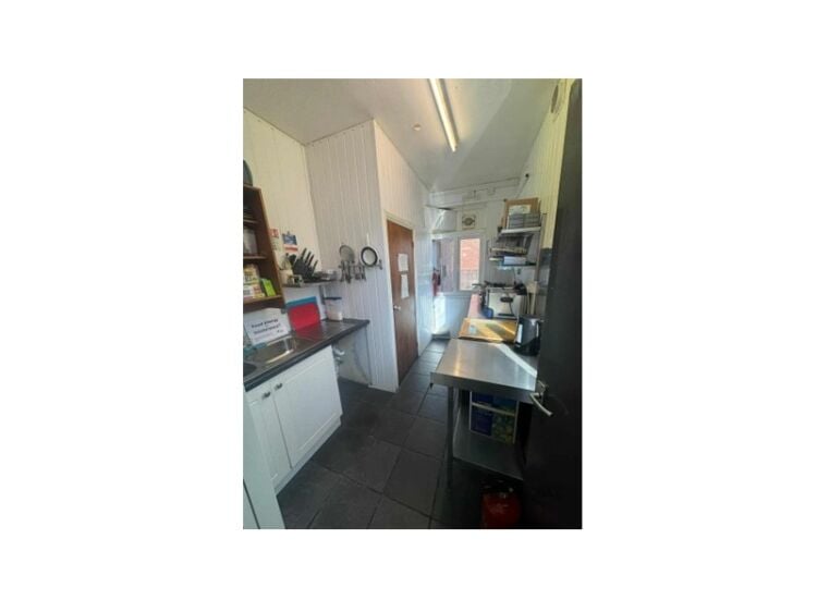 Fully Equipped Takeaway Asset Sale – Ready for a New Operator Photo 8