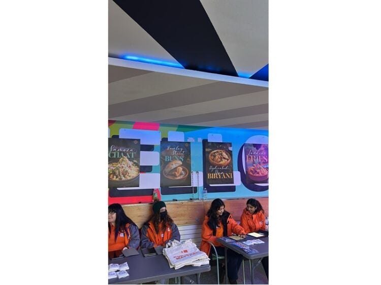 Spice Meets Mobility – Indian Restaurant & Street Food Horsebox