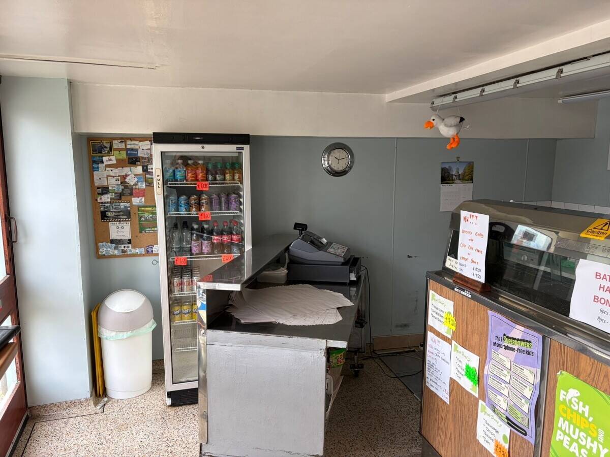 Iconic Award-Winning Traditional Fish & Chip Shop Photo 8