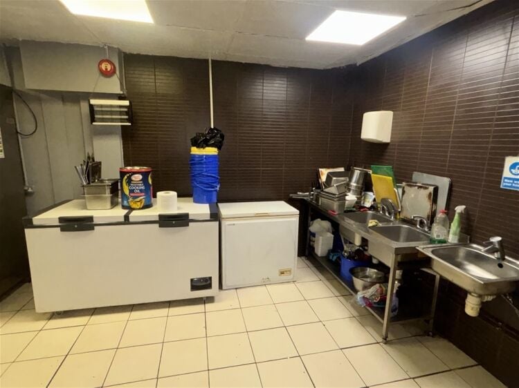 Hot Food Take Away For Sale in Scunthorpe Photo 8