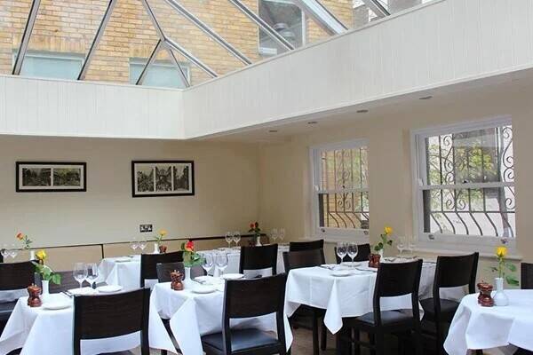 Established Italian Restaurant in Prime St Paul&rsquo;s Location &ndash; High Footfall & Growth Potential