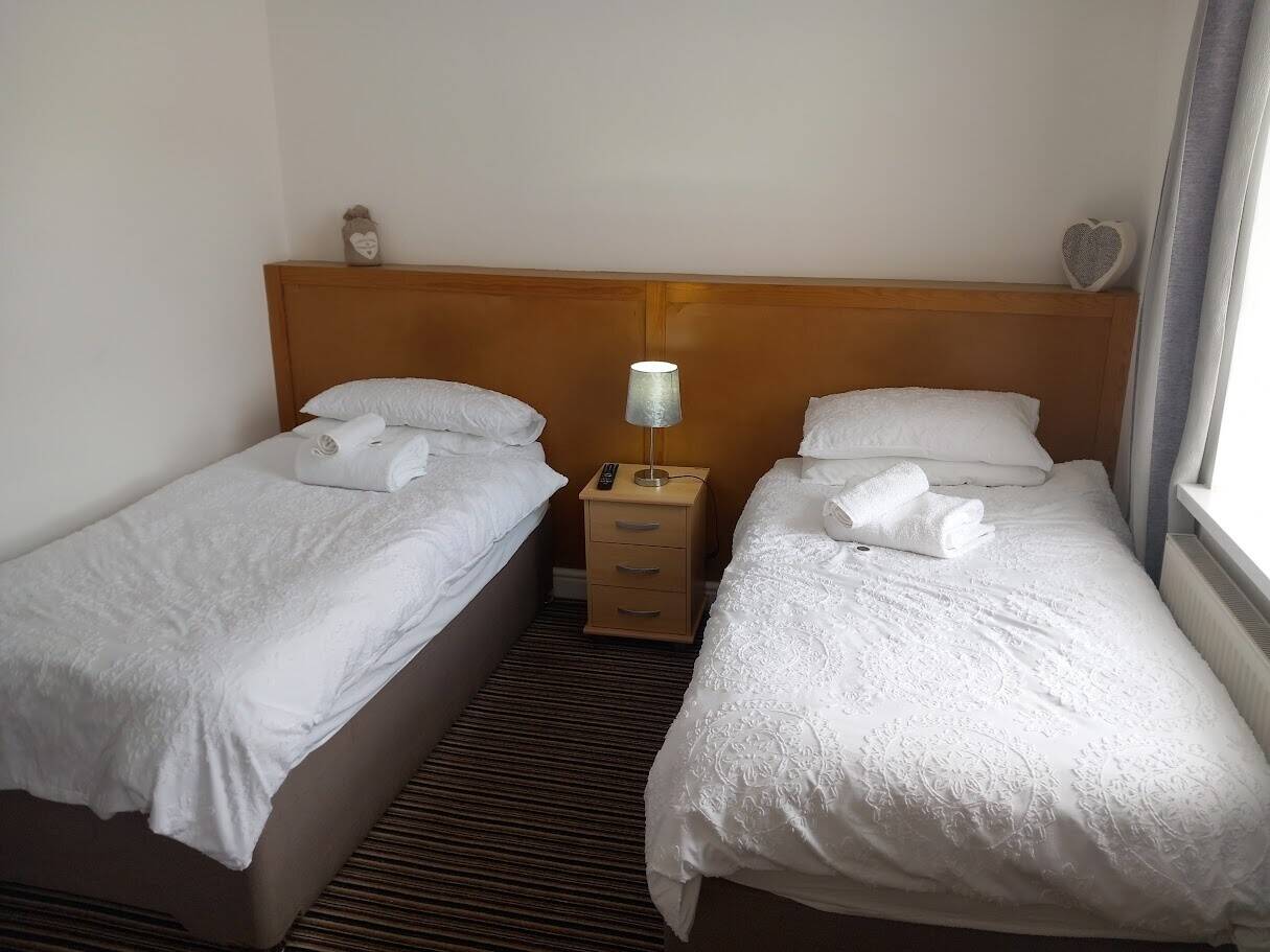 CAERPHILLY VILLAGE INN Photo 7