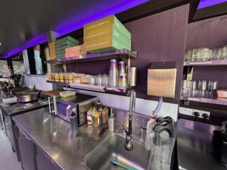 Leasehold Dessert Parlour Franchise Located In Sutton Coldfield Photo 8