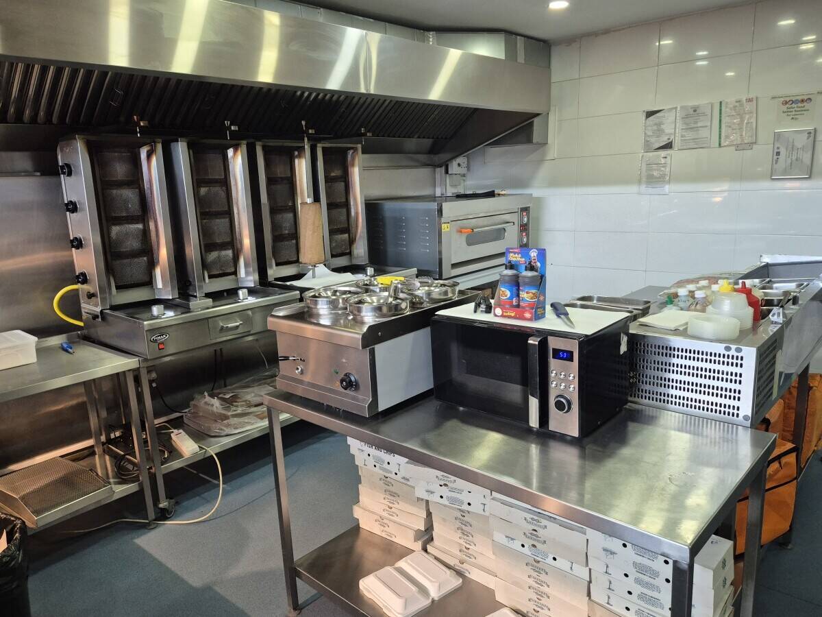 Fish Bar and pizza shops Photo 8