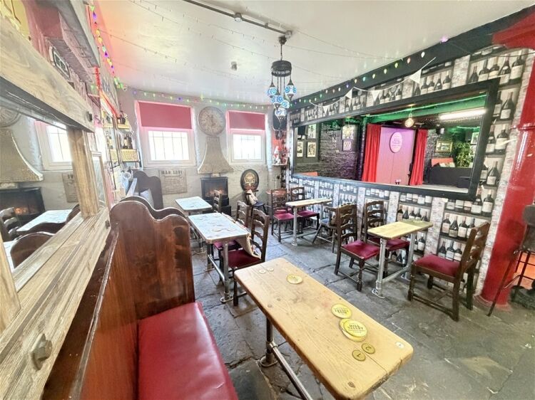 Licenced Trade, Pubs & Clubs For Sale in Cleckheaton