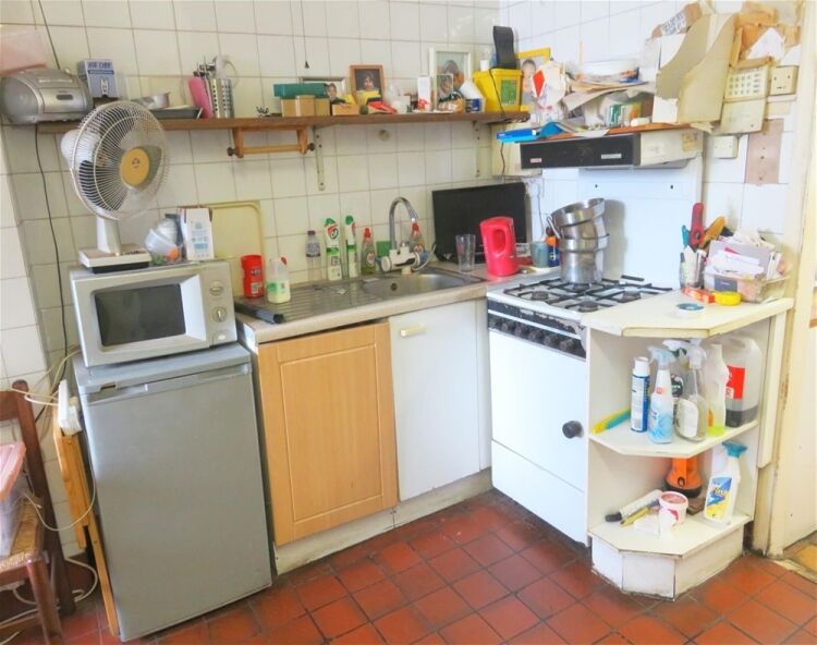 Long-held fish & chip shop with upside, Hearne Hill