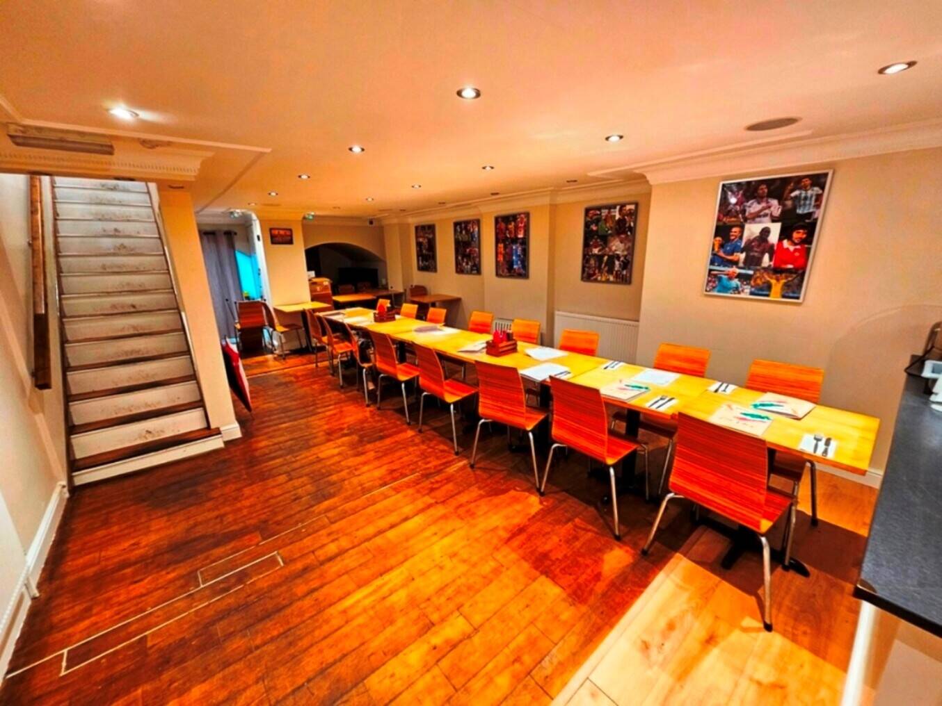 CAFÉ FOR SALE IN HIGHBURY, LONDON