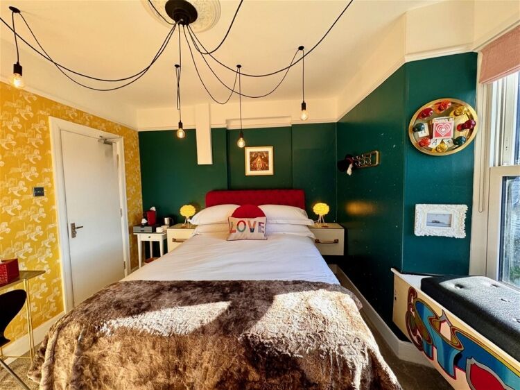 Charming Boutique Guest House set in the heart of the South Hams For Sale in Kingsbridge Photo 8