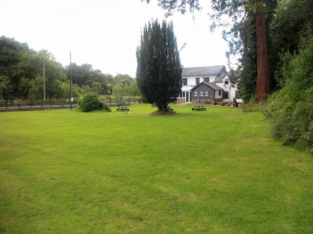 POWYS - CENTURIES OLD PUB IN PLOT 0F 2.8 ACRES
