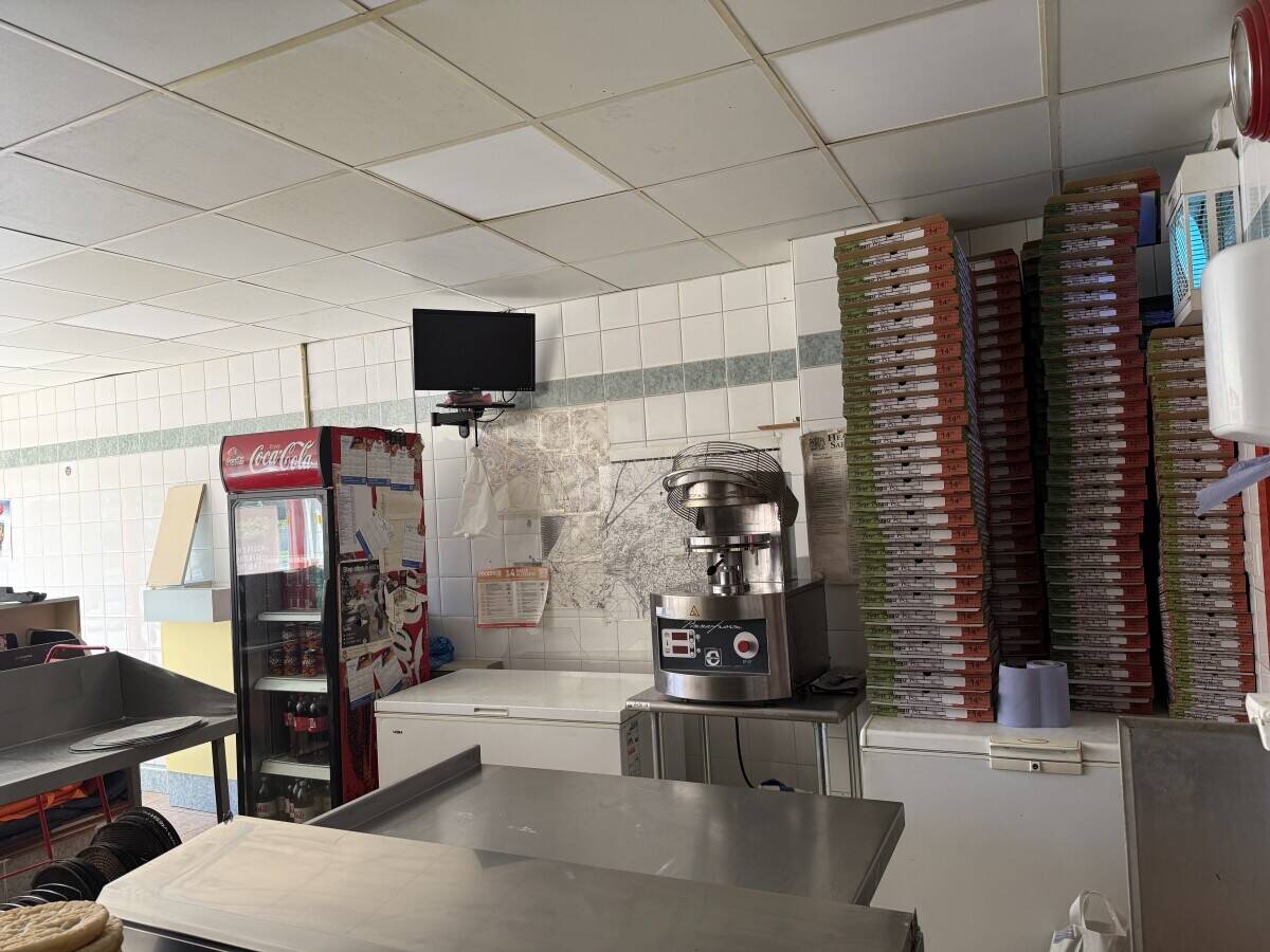 Pizza Takeaway & Delivery in Bristol