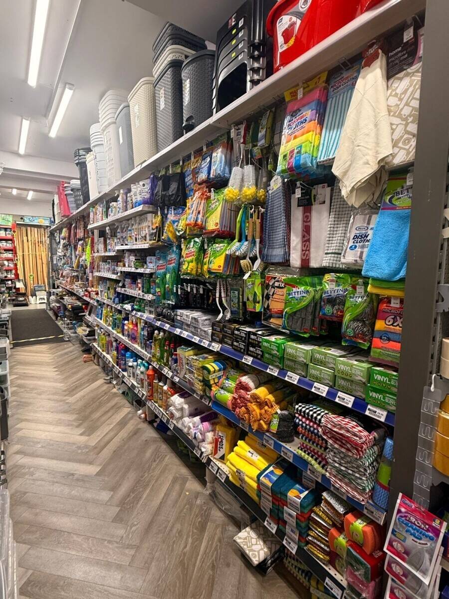 Household goods shop for sale in Hitchin!
