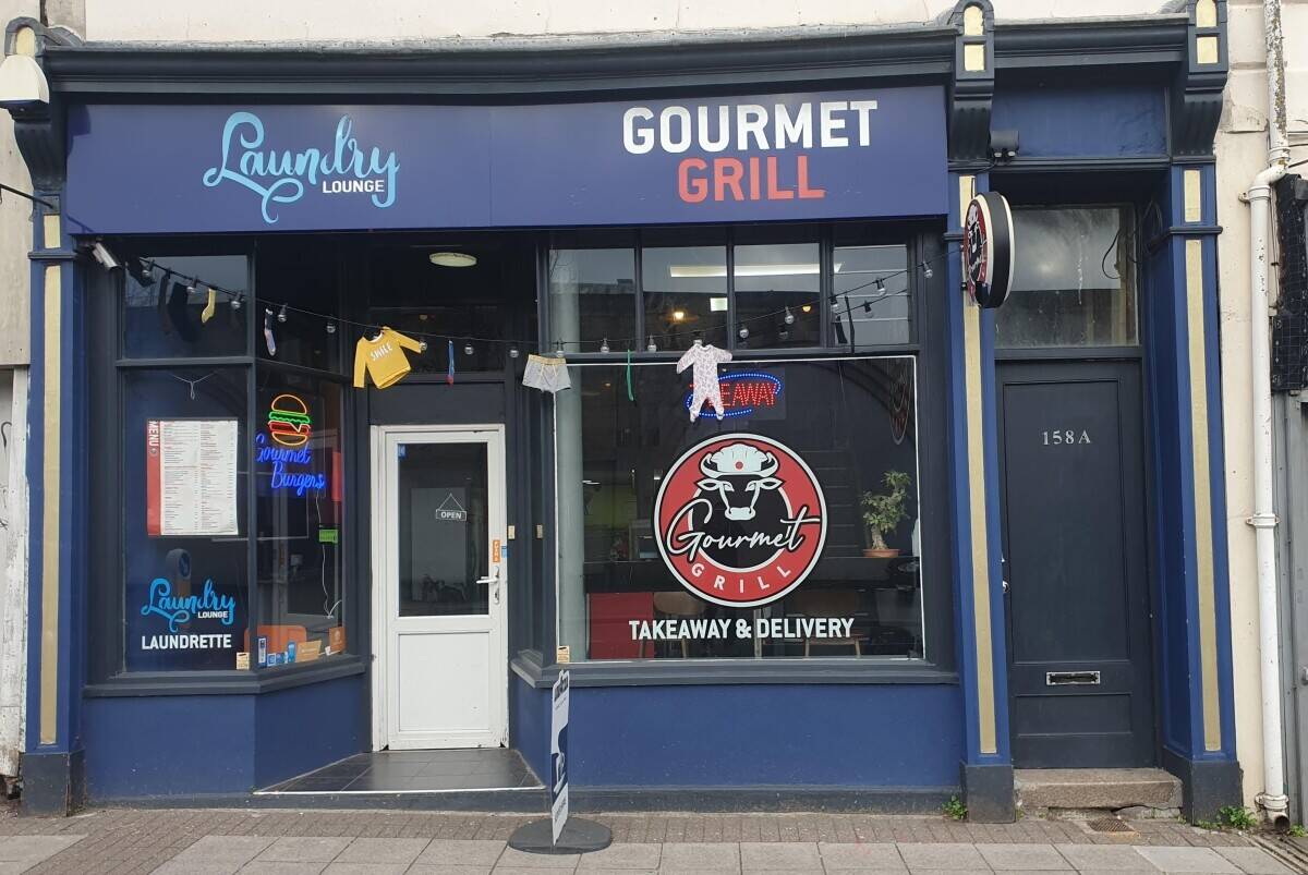 Fully Fitted Laundrette & Cafe/takeaway Photo 8