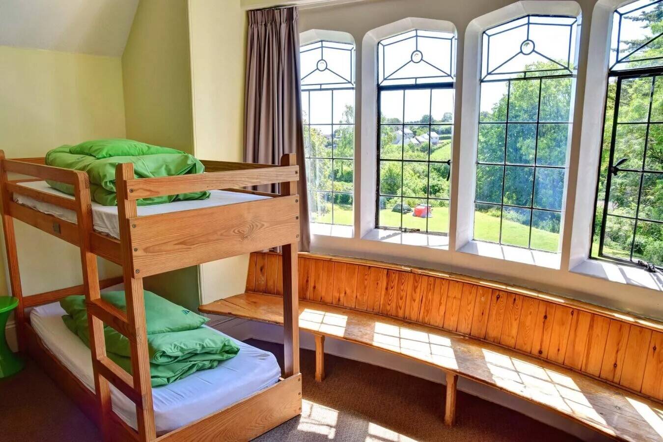YHA BEER - 8/10 BEDROOM HOSTEL IN PICTURESQUE EAST DEVON VILLAGE ON JURASSIC COAST
