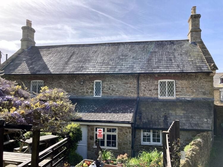 TEA ROOM & TEA GARDEN with ACCOMMODATION