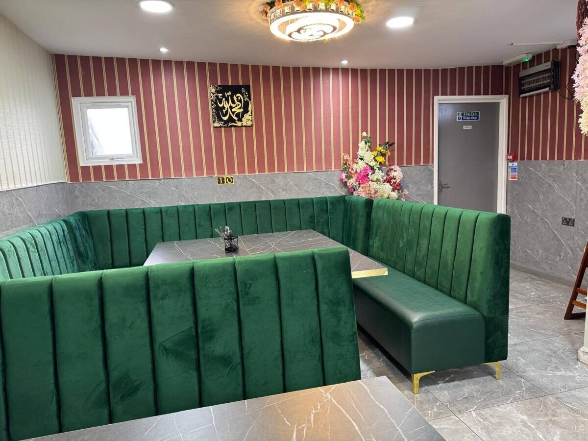 Prime Pakistani restaurant for sale exceptional opportunity Photo 8