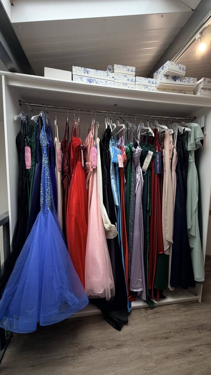 Bridal/Prom/Ocassion wear Boutique for Sale in Cotswolds