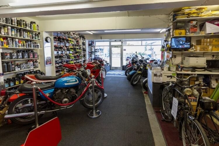 Specialist Motorcycle MOT & Service Garage
