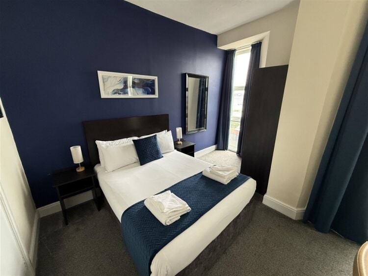 Prime seafront hotel within Torbay’s established resort of Paignton For Sale in Paignton Photo 7