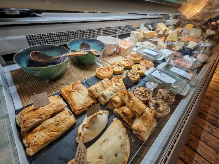 Established Café & Deli - Prime Derby Location - Strong Margins - Owner-Operated Business Photo 8