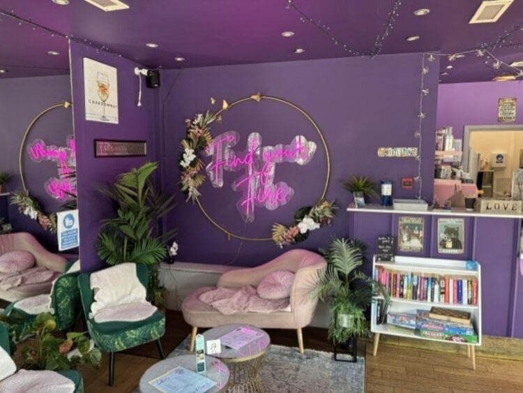 Leasehold Coffee & Cocktail Bar Located In Falmouth