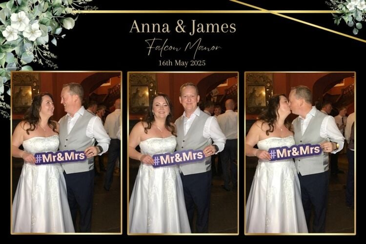 Lux Photo Booths – Premium Photo Booth & Events Business, County Durham