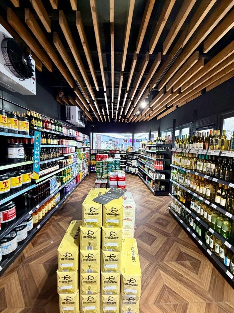 Convenience store for sale in Dundee with 6,500 sq ft and rear parking available.
