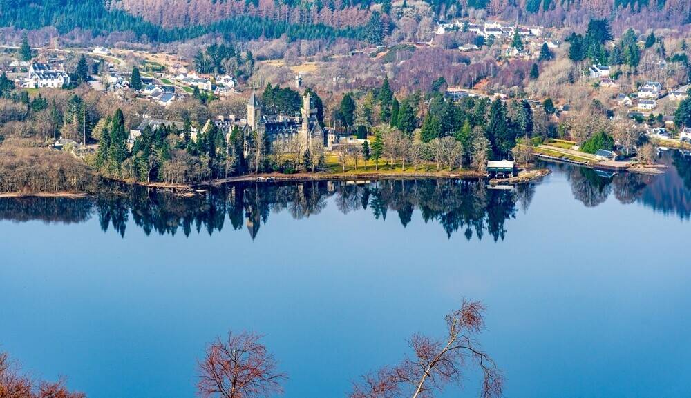 Holiday‑letting business at the prestigious Highland Club. Loch Ness