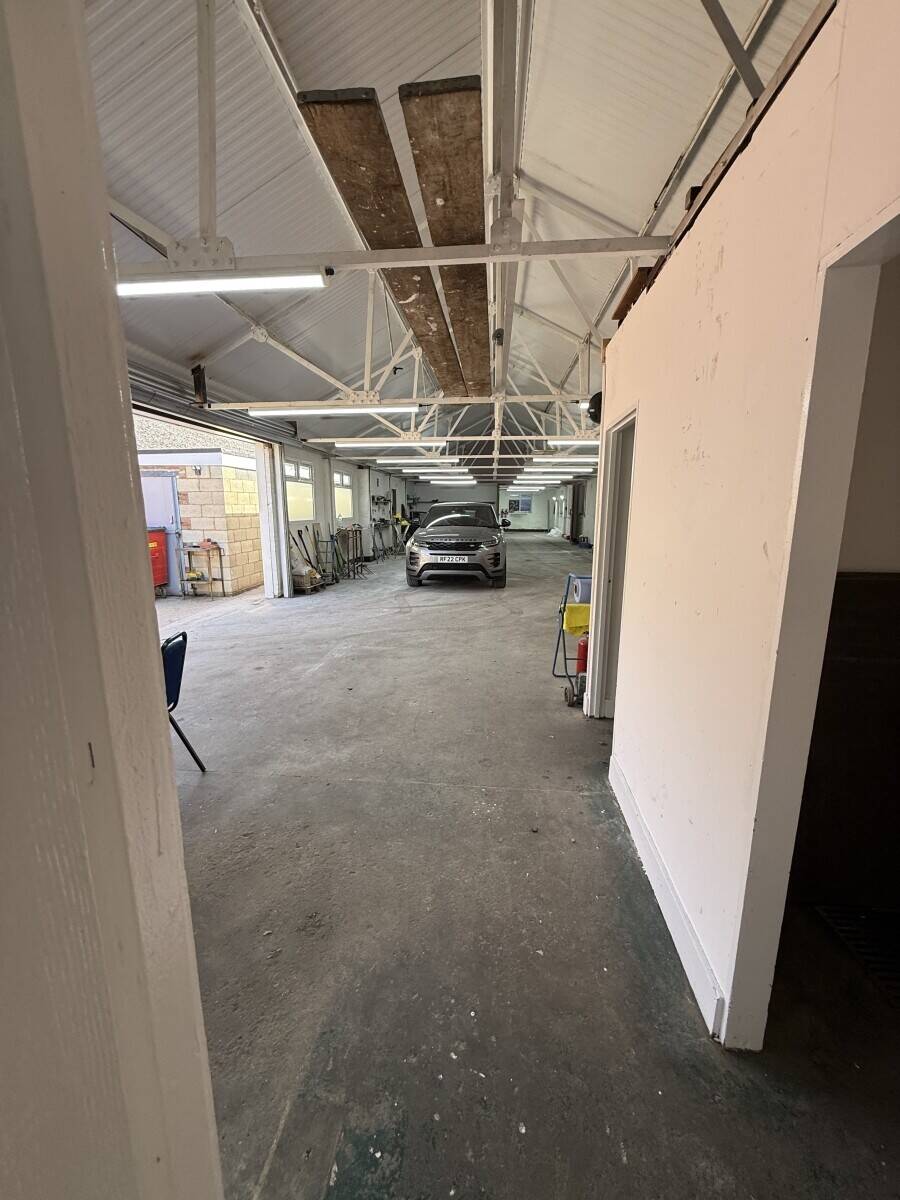 Established Car Bodywork Shop For Sale Lease Photo 8