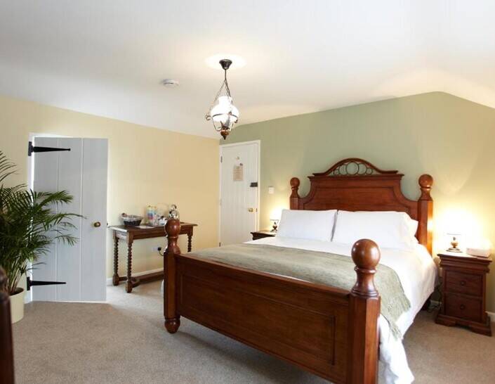 NORFOLK - FOOD-LED COUNTRY PUB WITH LARGE CAR PARK AND THREE LETTING ROOMS Photo 8