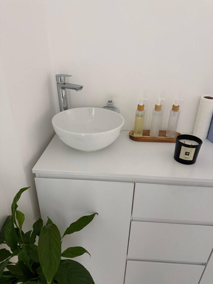 Wellness Clinic for sale in South woodford Photo 8