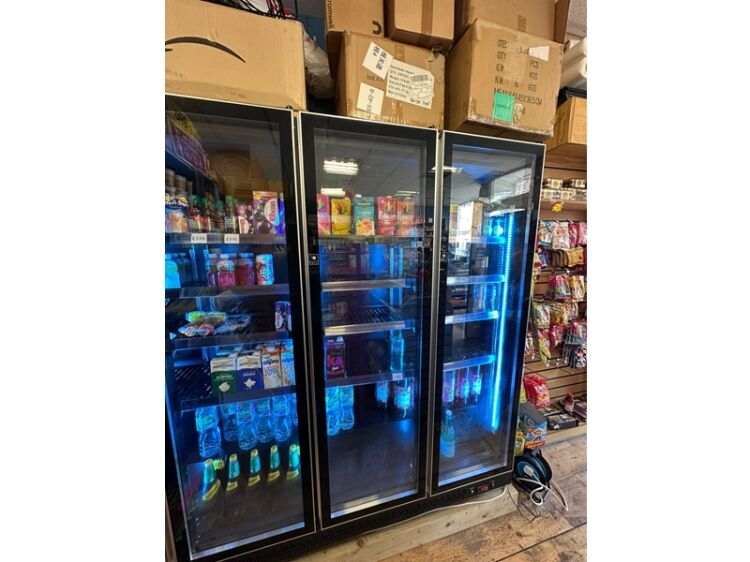 Your Local Go-To – Vibrant Mini Supermarket in Prime High Street Location