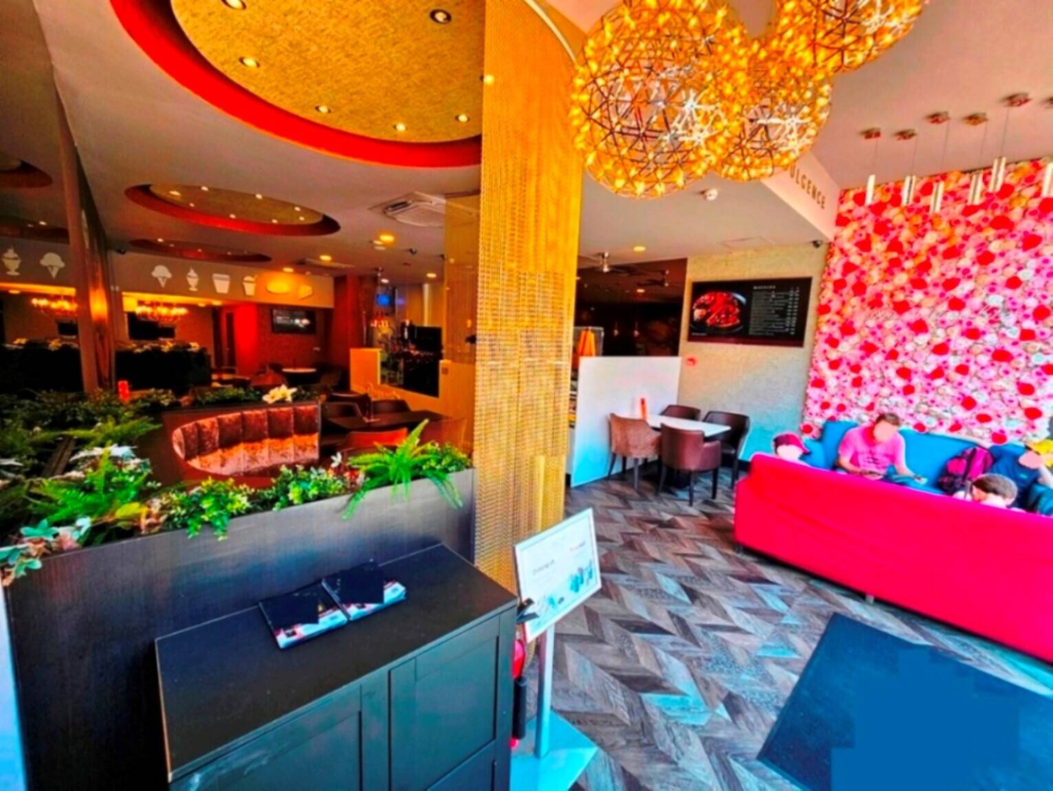 FRANCHISED DESSERT SHOP - FOR SALE - WANDSWORTH, LONDON Photo 8
