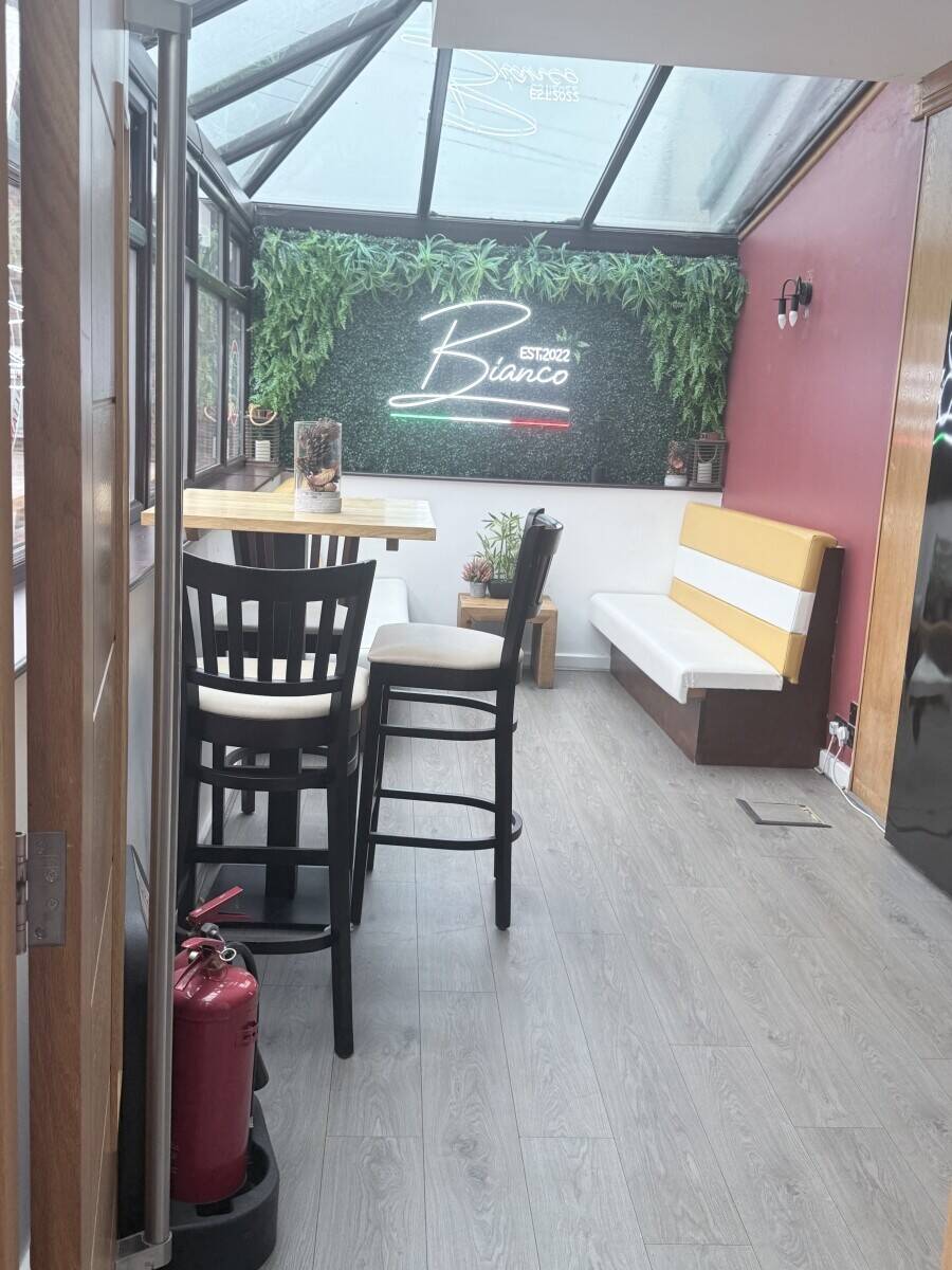 Italian Restaurant for sale Photo 8
