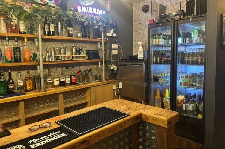 Established Bar & Restaurant - Southport Photo 8