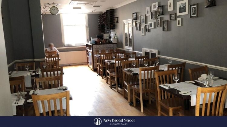 Long-Established, Iconic, Profitable Portuguese Restaurant and Bar -South London Photo 8