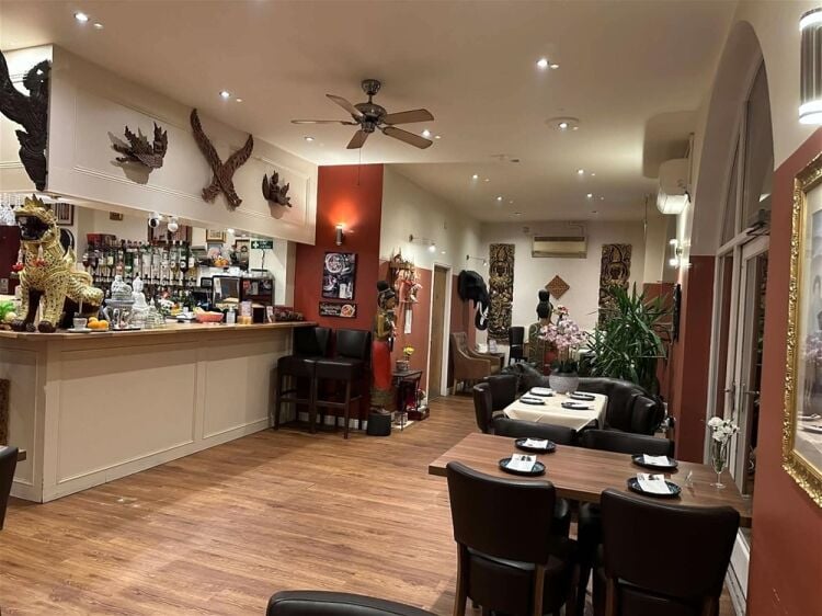 RIM NAM THAI RESTAURANT Photo 8