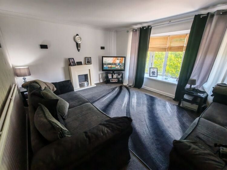 Village Convenience Store and Tea Room with Three-Bedroom Accommodation - Whitwell, Worksop