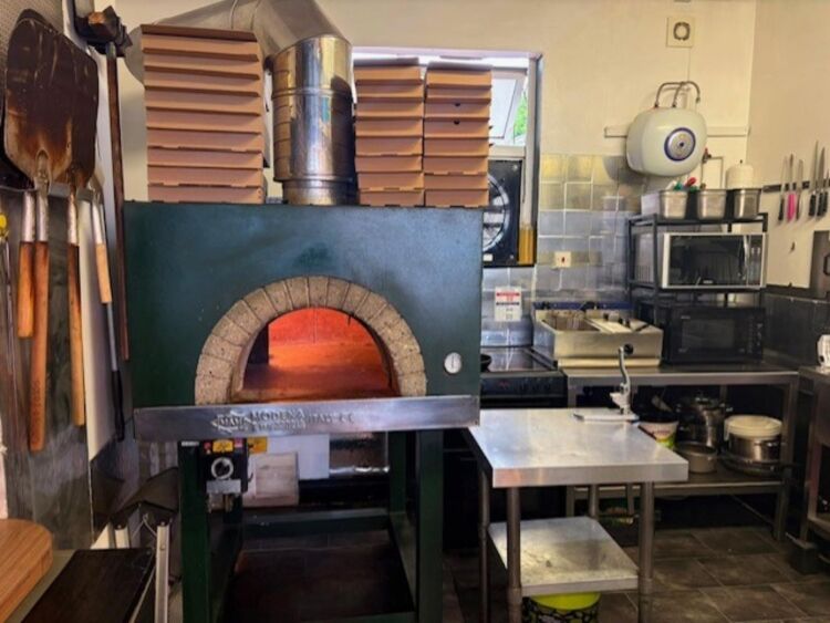 Leasehold Takeaway Located In St Just, Penzance
