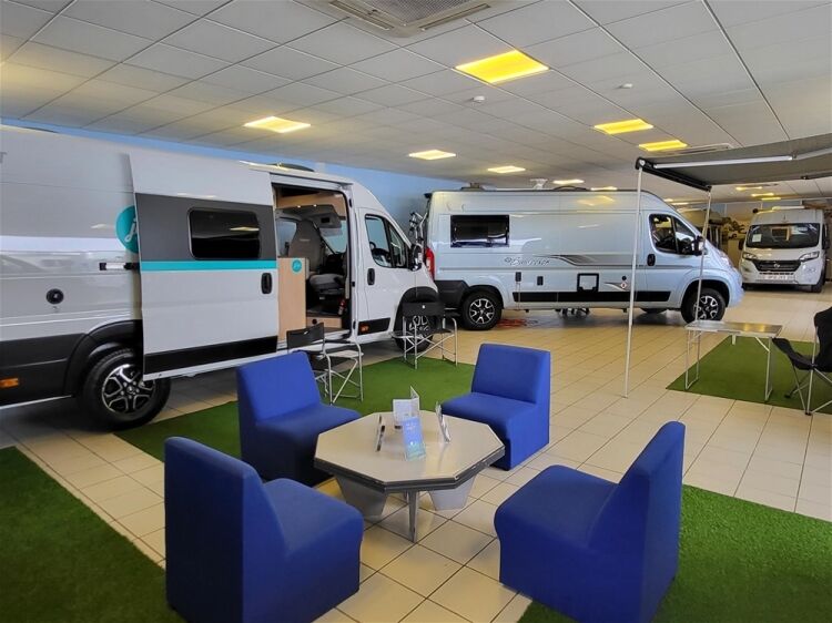 Under Offer: Former Motortrade site in Paignton 0.9acres For Sale in Paignton Photo 8