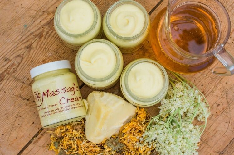 Established Online Skincare Business Photo 8