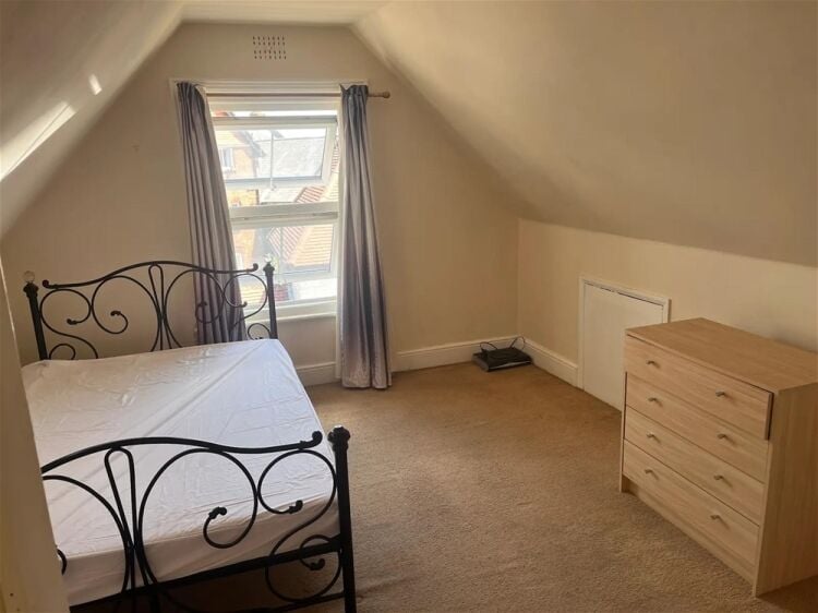 Licenced Trade, Pubs & Clubs For Sale in Crowborough Photo 8