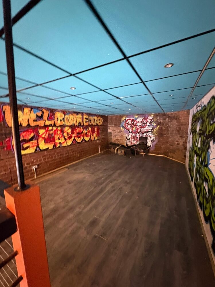 Retail unit lease for sale on Shields Road in Glasgow's South Side Photo 8