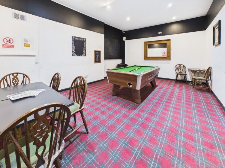 Prominent Forres Hotel With Bar, Functions And Accommodation Photo 8