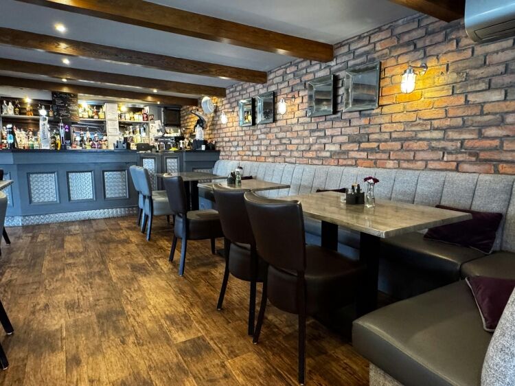 Woodpecker Restaurant & Bar Photo 8
