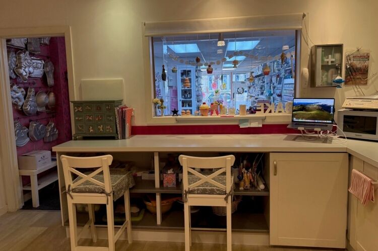 Established Cake Shop - Brighouse Photo 8